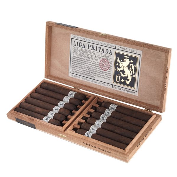 Liga Privada Unico Serie UF-13 Dark Maduro